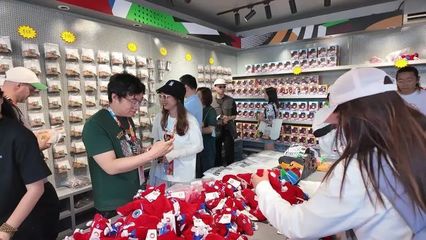 新潮、有趣！奧運會資格系列賽紀念品玩具銷售火爆